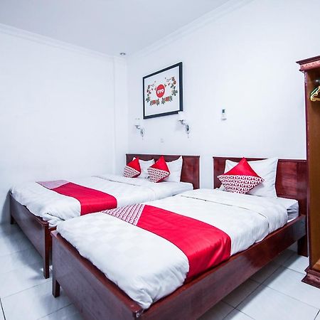 Oyo 796 Penginapan Fergael Pematangsiantar Extérieur photo
