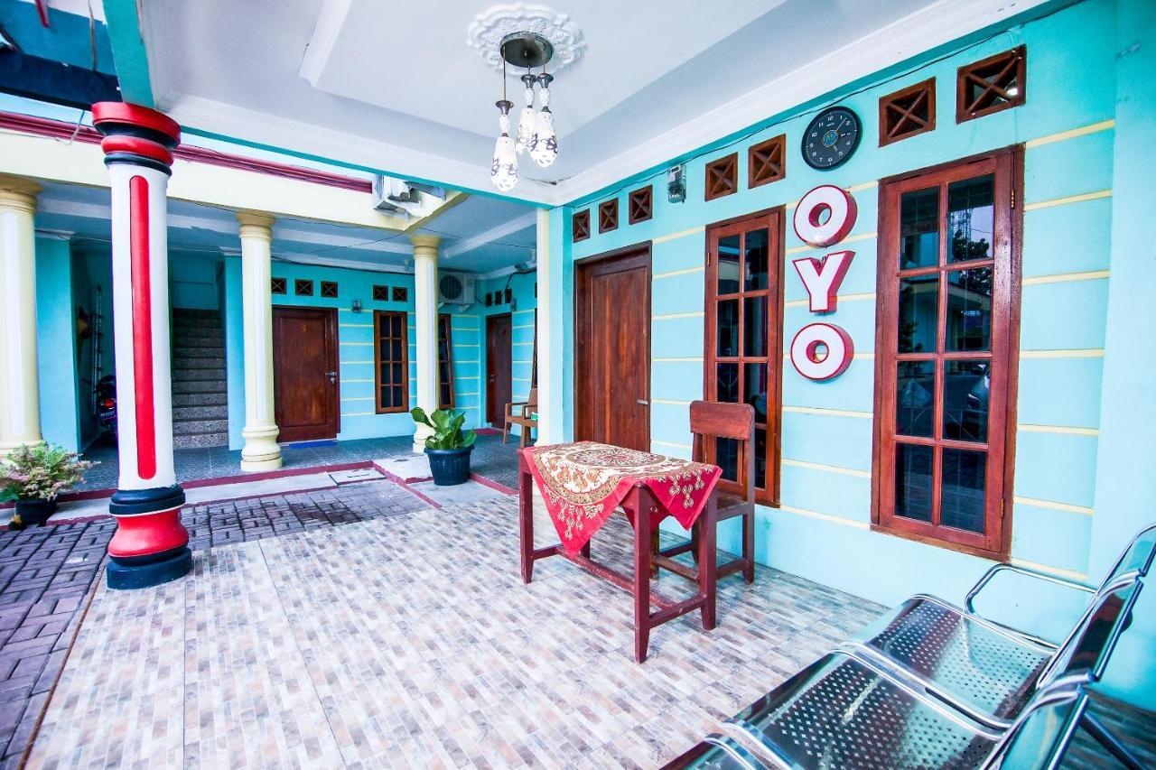 Oyo 796 Penginapan Fergael Pematangsiantar Extérieur photo