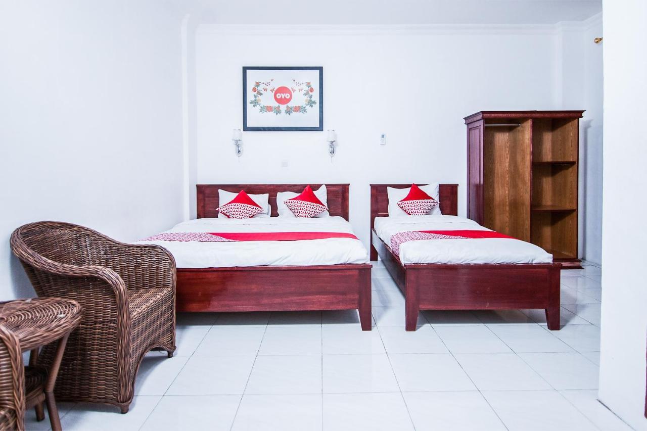 Oyo 796 Penginapan Fergael Pematangsiantar Extérieur photo