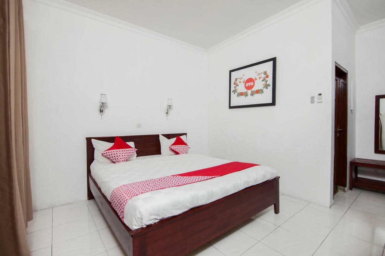 Oyo 796 Penginapan Fergael Pematangsiantar Extérieur photo